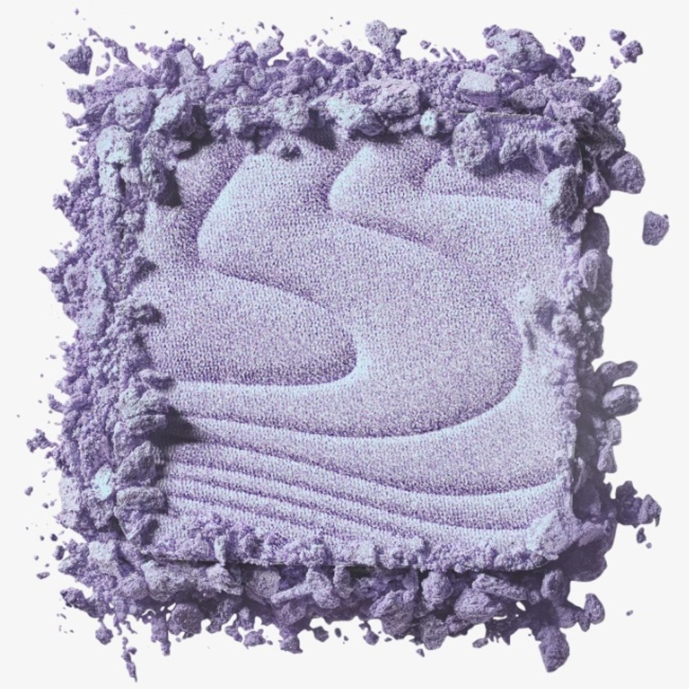 r.e.m. beauty Interstellar Highlighter Topper Miss Neptune